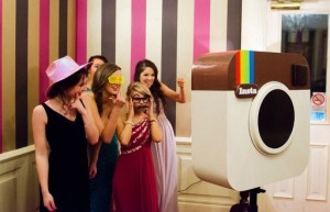 diy-instagram-photobooth