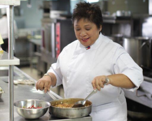 escolta-chef-myrna-segismundo