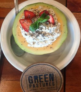 green-pastures-cantaloupe-overnight-oats