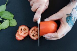 Eating Healthy in College on A Budget
