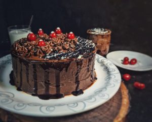 7 Flavoursome Cakes For Your Cute Dad